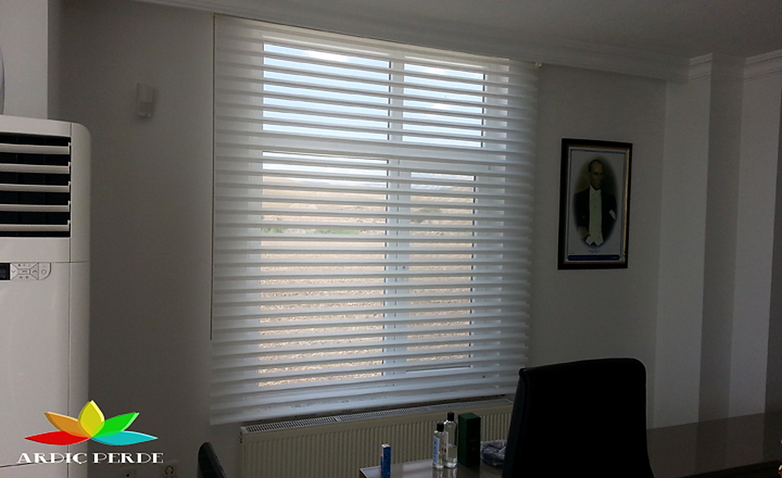 Lavalia Corporate Headquarters Chairman's Office — Somfy Motorized Remote-Controlled Silhouette (Shangri-La Sheer) Shading System (View 5)
