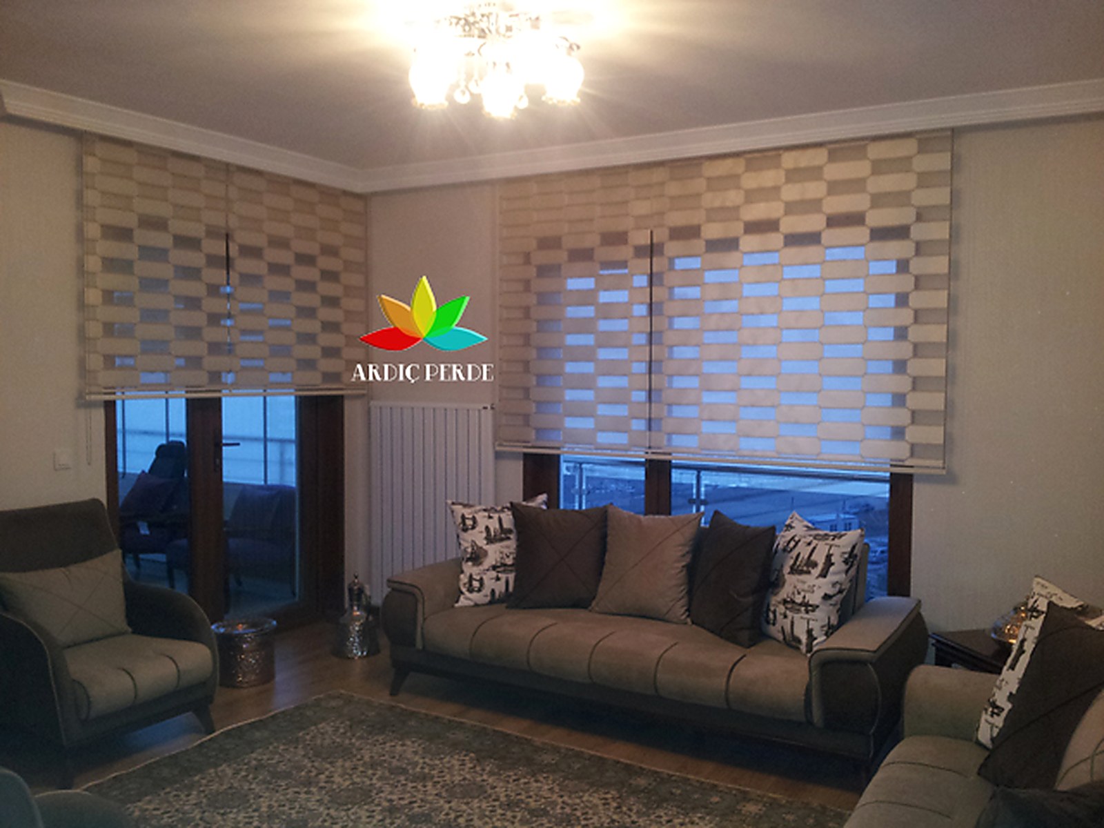 Yaşamkent Villa & Residence Project (Çayyolu / Çankaya, Ankara) — Motorized Criss-Cross Salon Drapery & Geometric Jacquard Zebra Shades (Room View 2)
